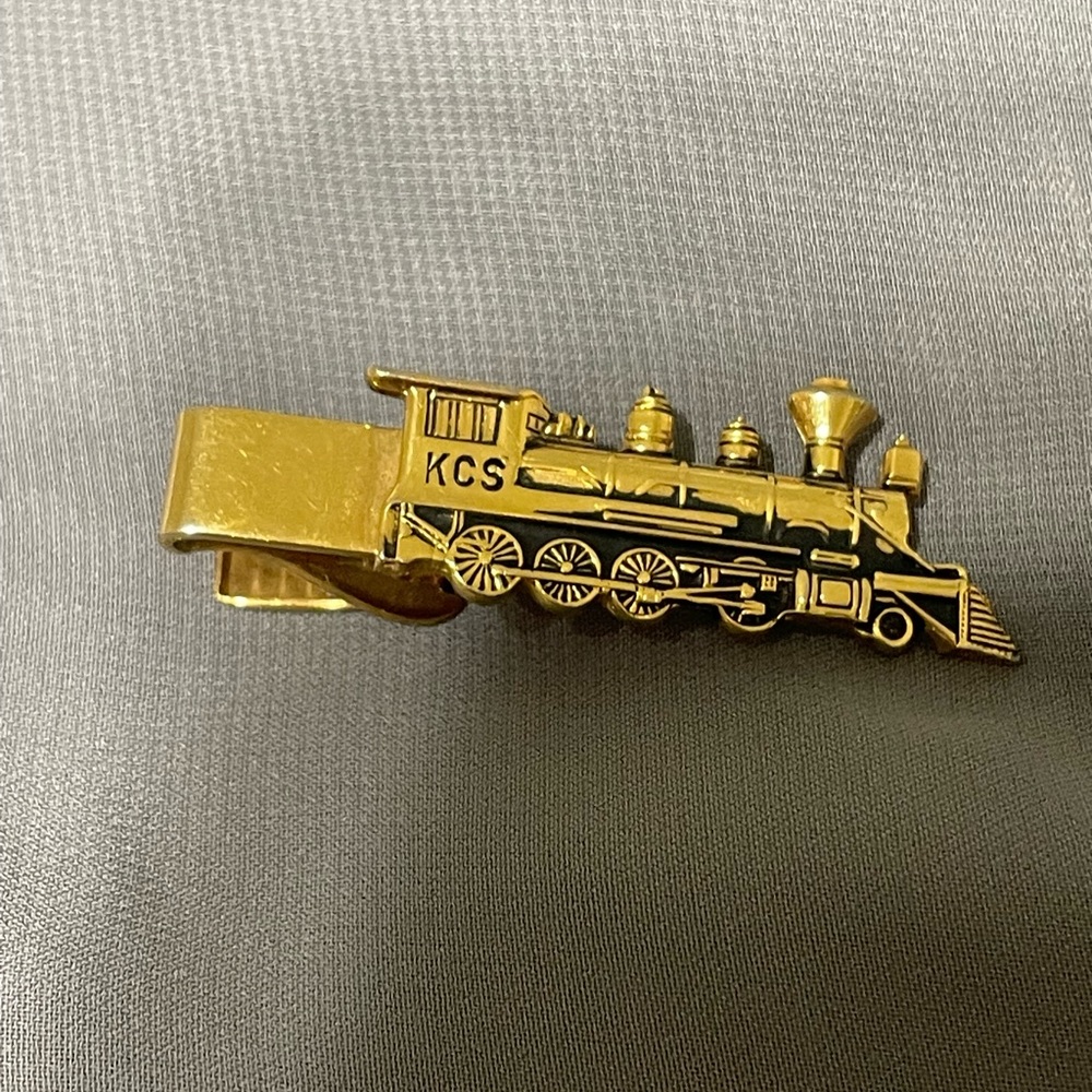 Vintage Kinney &  Co Train Engine Tie Clip